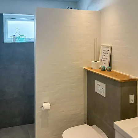 別荘 4 Bedroom Lovely In *